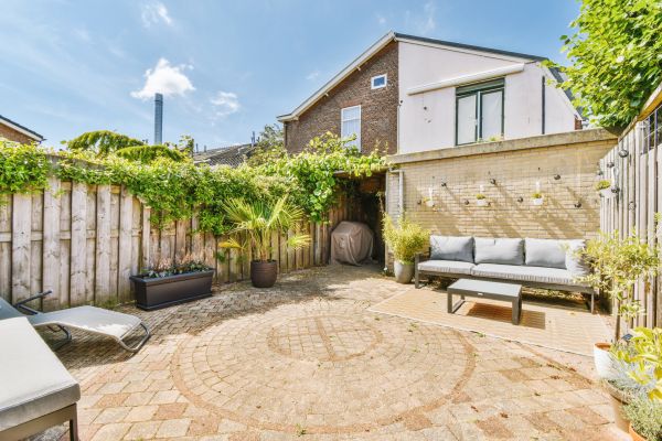 Courtyard Wall Repair in Andover